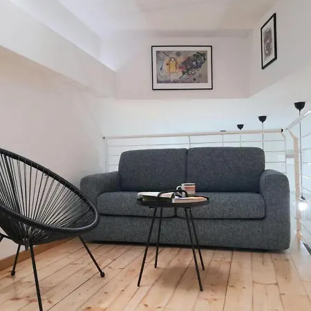 Miriam Loft S.orsola شقة