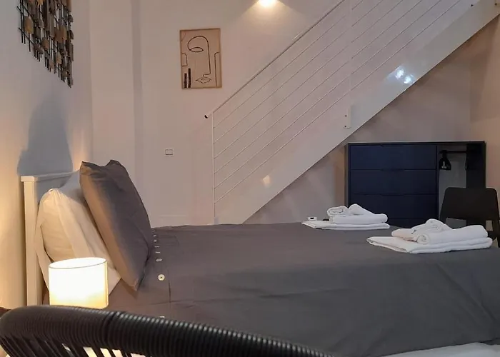 Miriam Loft S.orsola * בולוניה